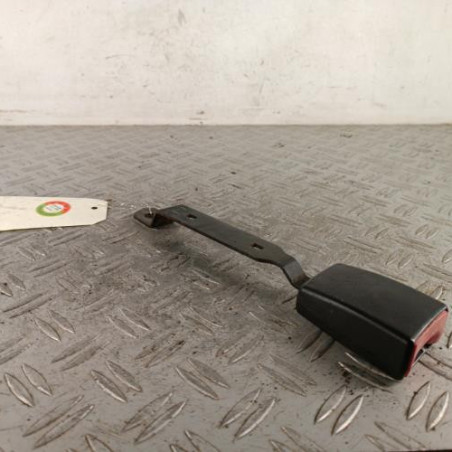 Attache ceinture avant droit SKODA FABIA 1