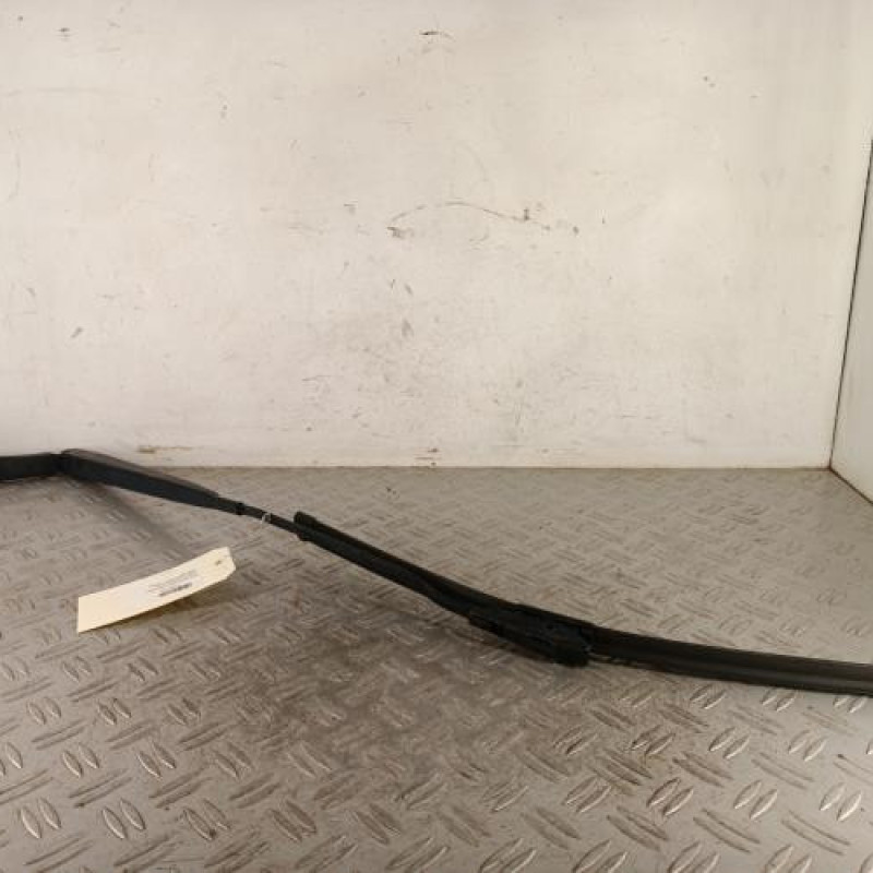 Bras essuie glace avant droit CITROEN JUMPY 3 M