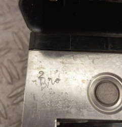 Bloc ABS (freins anti-blocage) VOLKSWAGEN TOURAN 2 Photo n°6