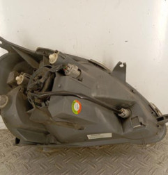 Optique avant principal gauche (feux)(phare) TOYOTA YARIS 1 Photo n°4