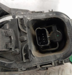 Feu arriere principal droit (feux) RENAULT CLIO 4 Photo n°5