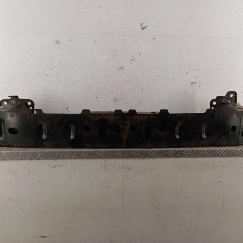 Renfort pare choc avant (traverse) FORD FOCUS 2