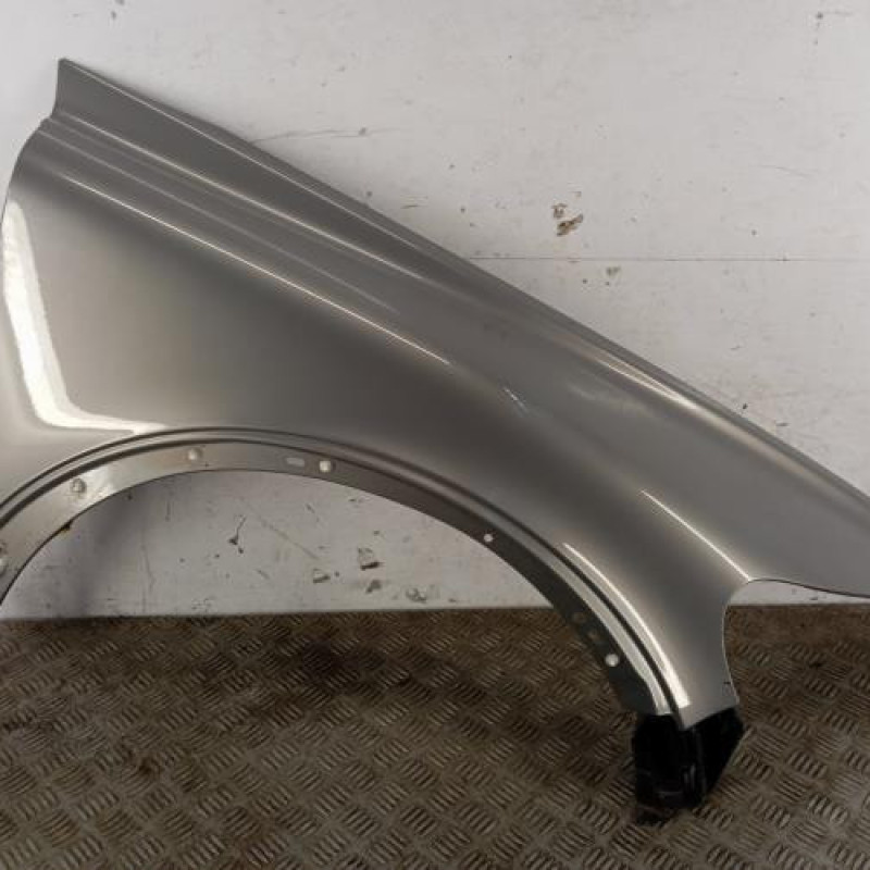 Aile avant droit VOLVO C 30