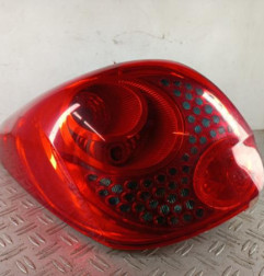 Feu arriere principal gauche (feux) PEUGEOT 207 Photo n°1