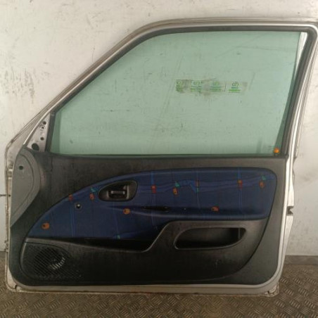Porte avant droit CITROEN SAXO