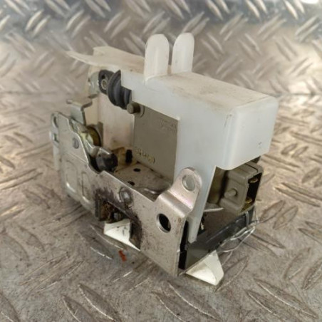 Serrure arriere gauche RENAULT CLIO 2 CAMPUS Photo n°1
