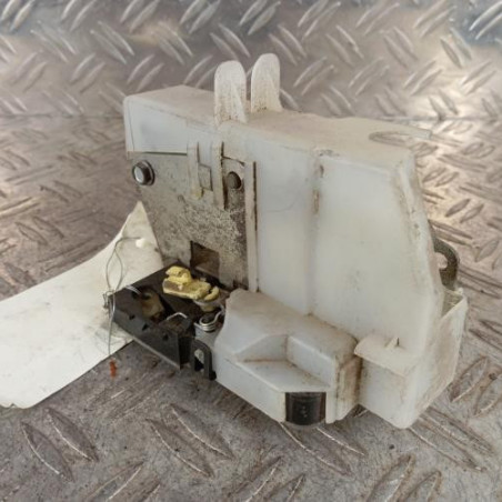 Serrure arriere gauche RENAULT CLIO 2 CAMPUS