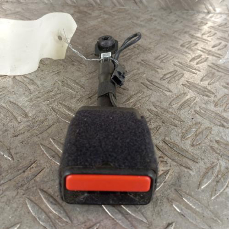 Attache ceinture avant droit OPEL CROSSLAND X