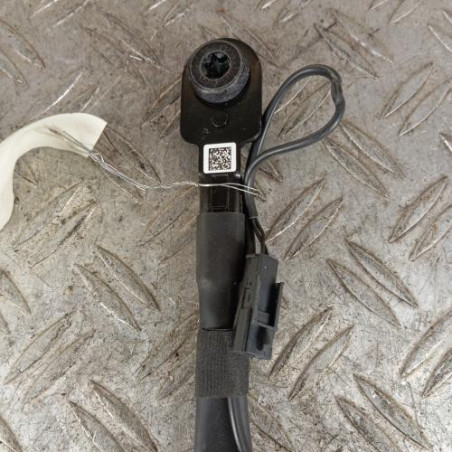 Attache ceinture avant droit OPEL CROSSLAND X