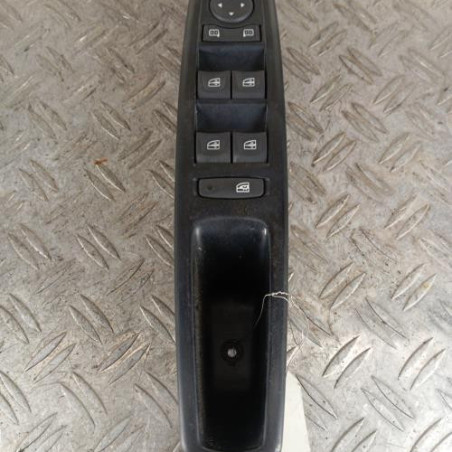 Interrupteur de leve vitre avant gauche RENAULT MEGANE 3 Photo n°1