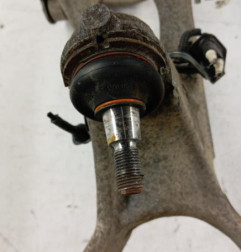 Support pivot avant droit PEUGEOT 407