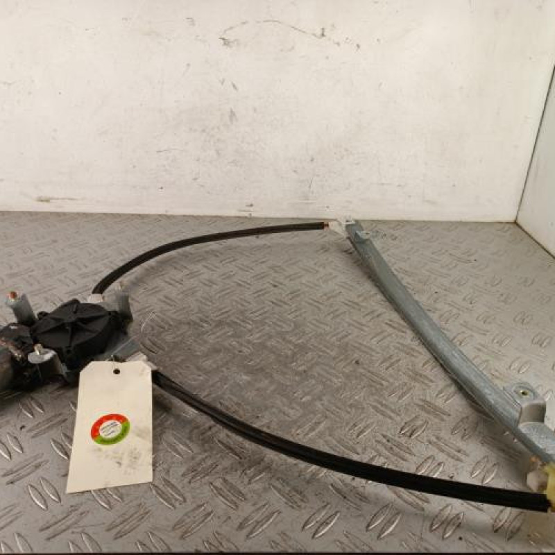 Leve vitre electrique avant gauche RENAULT CLIO 2