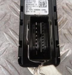 Interrupteur de leve vitre avant gauche OPEL CROSSLAND X Photo n°4