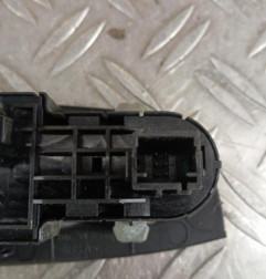 Interrupteur de leve vitre avant gauche CITROEN C4 SPACETOURER Photo n°3