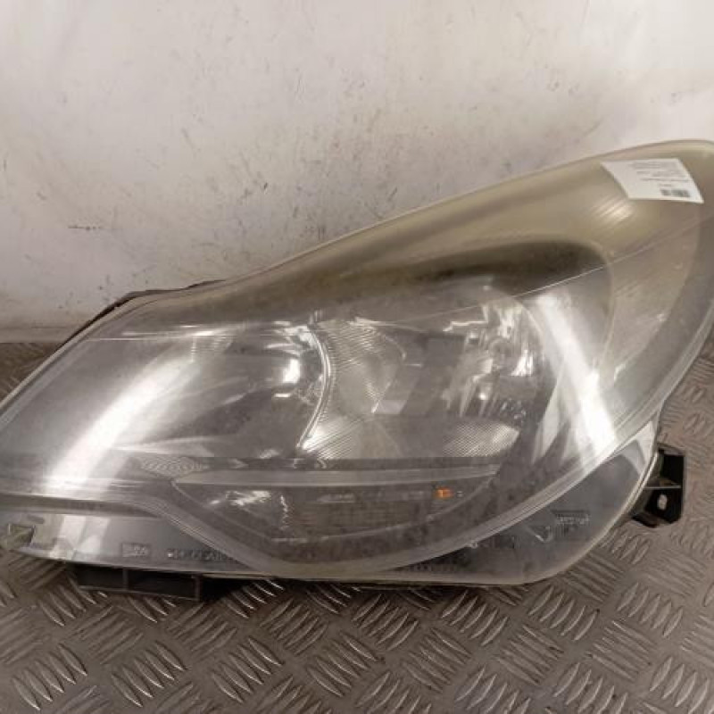 Optique avant principal gauche (feux)(phare) OPEL CORSA D