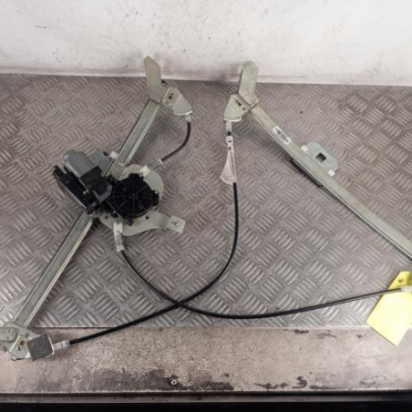 Leve vitre electrique avant gauche RENAULT MEGANE 2 Photo n°1