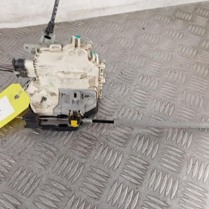 Serrure arriere gauche SEAT LEON 2