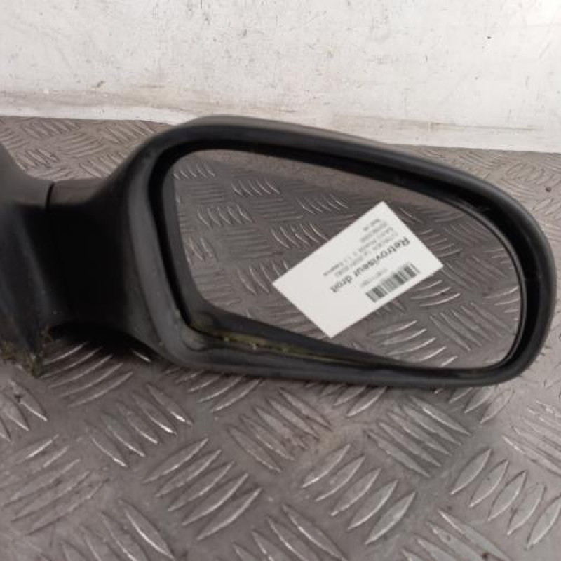 Retroviseur droit CITROEN SAXO