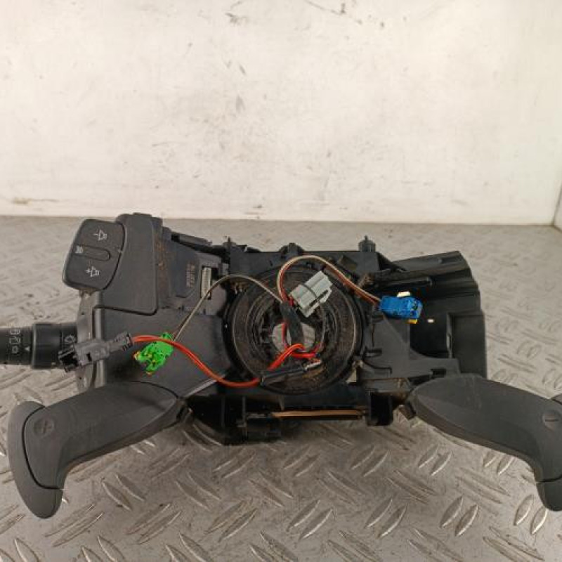 Contacteur tournant RENAULT CLIO 3 Contacteur tournant RENAULT CLIO 3