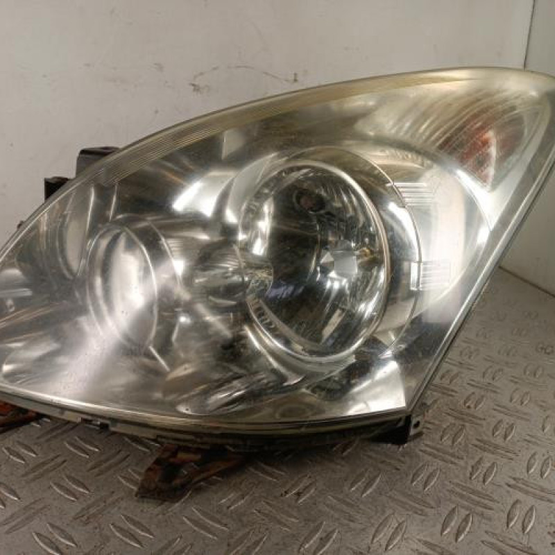 Optique avant principal gauche (feux)(phare) TOYOTA COROLLA VERSO 2