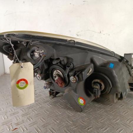 Optique avant principal gauche (feux)(phare) TOYOTA COROLLA VERSO 2
