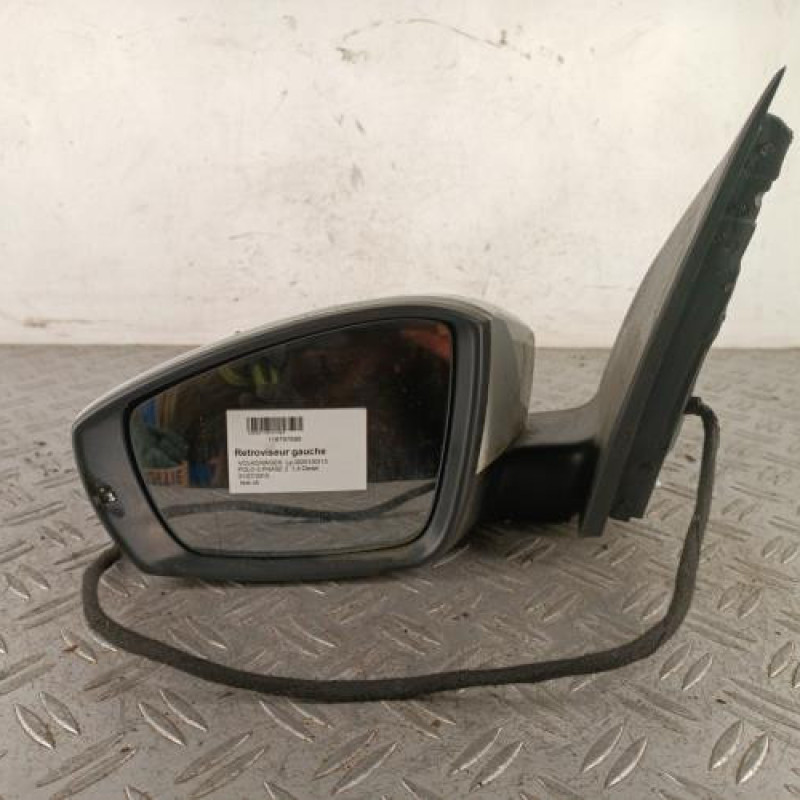 Retroviseur gauche VOLKSWAGEN POLO 5
