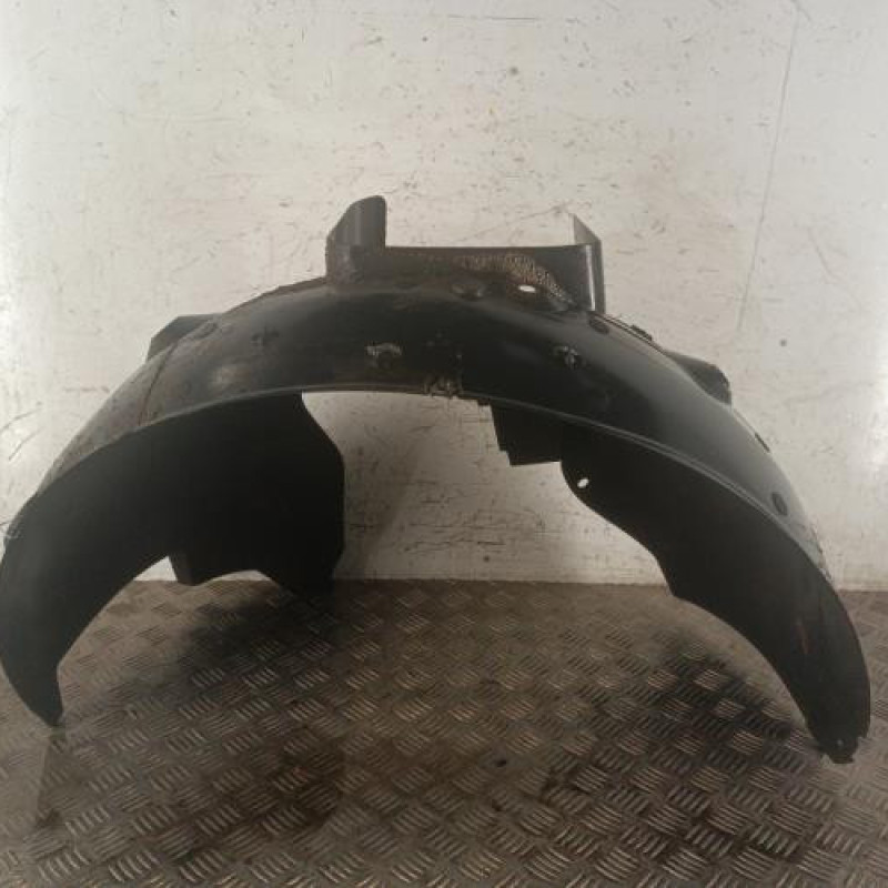 Pare boue avant gauche PEUGEOT 3008 1