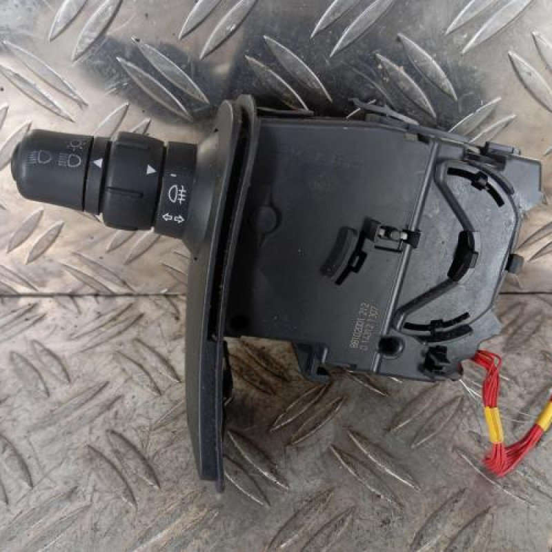 Commodo phare RENAULT CLIO 3 Commodo phare RENAULT CLIO 3