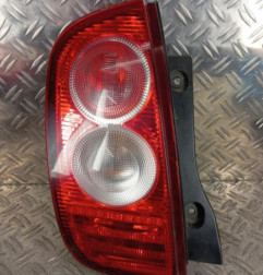 Feu arriere principal gauche (feux) NISSAN MICRA 3 Photo n°1