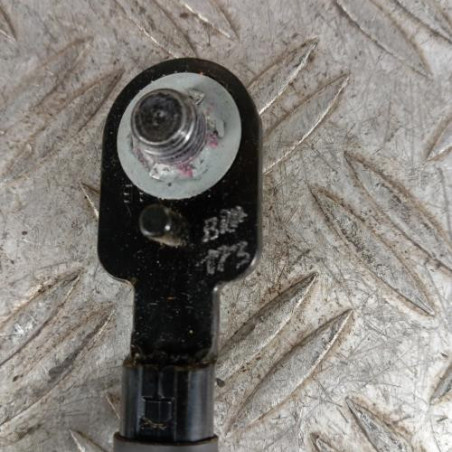 Attache ceinture avant gauche OPEL CROSSLAND X