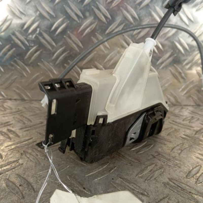 Serrure avant droit CITROEN C3 AIRCROSS 1 Serrure avant droit CITROEN C3 AIRCROSS 1