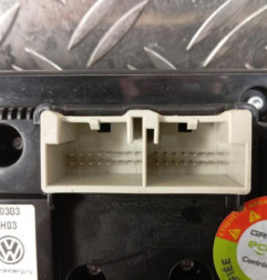 Commande chauffage VOLKSWAGEN TOURAN 2 Photo n°4