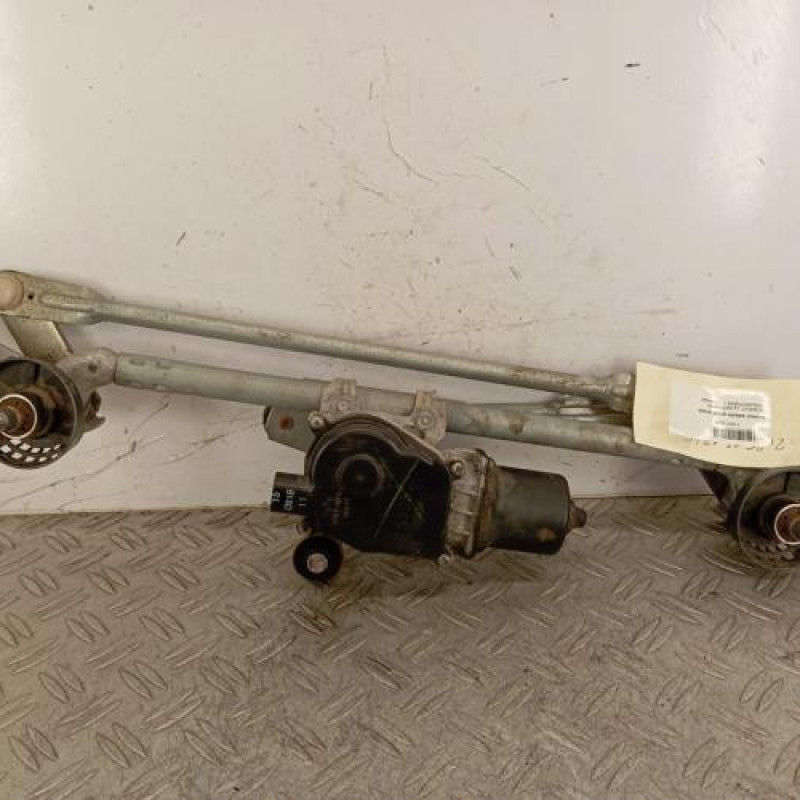 Moteur essuie glace avant RENAULT KADJAR