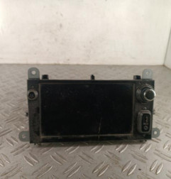 Ecran GPS RENAULT CLIO 4 Photo n°1