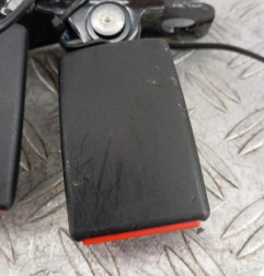 Attache ceinture arriere droit FIAT 500X Photo n°3