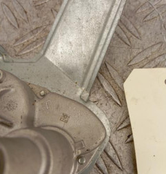 Moteur essuie glace arriere FIAT 500X Photo n°4
