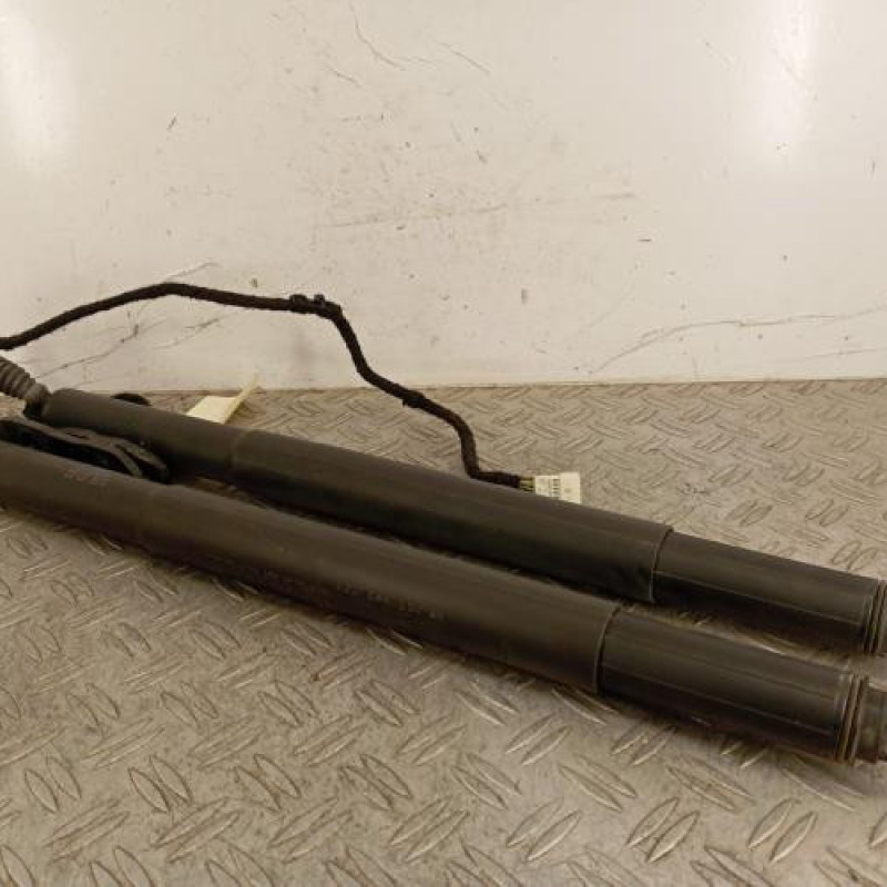 Verin de coffre BMW X6 F16