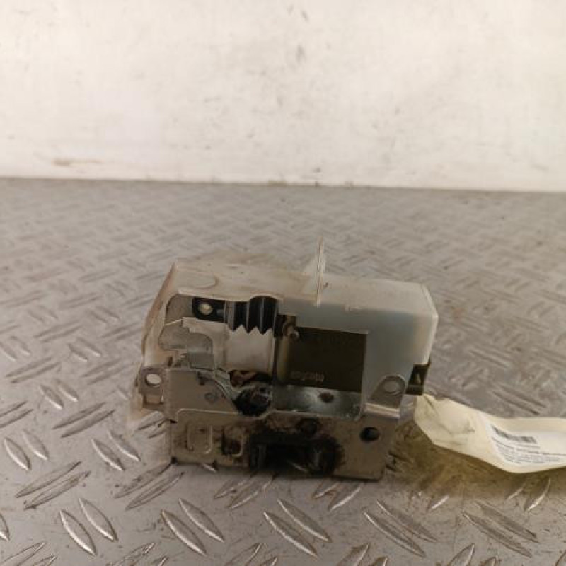 Serrure arriere gauche RENAULT CLIO 2 CAMPUS