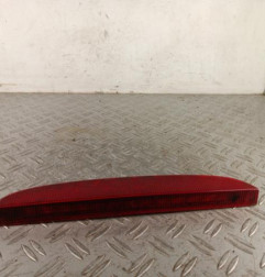 Feu arriere stop central RENAULT CLIO 2 Photo n°1