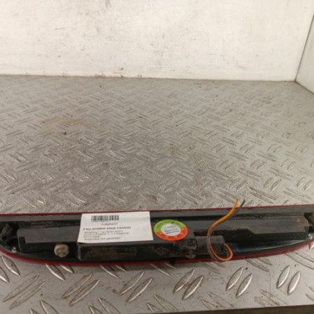 Feu arriere stop central RENAULT CLIO 2