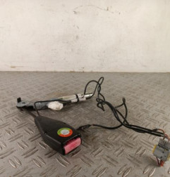 Attache ceinture avant gauche RENAULT CLIO 2 CAMPUS