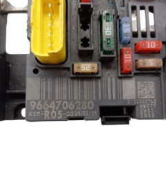 Boitier servitude moteur (BSM) PEUGEOT 308 1 Photo n°3