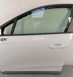 Porte avant gauche RENAULT CLIO 5 Photo n°1