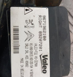 Feu diurne avant droit DS DS3