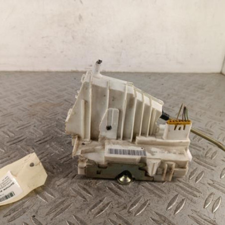 Serrure avant gauche MERCEDES CLASSE A 169 Photo n°1