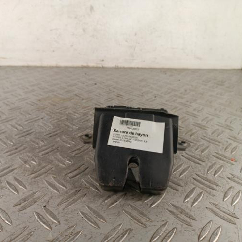 Serrure de hayon FORD FOCUS 2