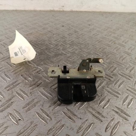 Serrure de hayon VOLKSWAGEN POLO 4 Photo n°1