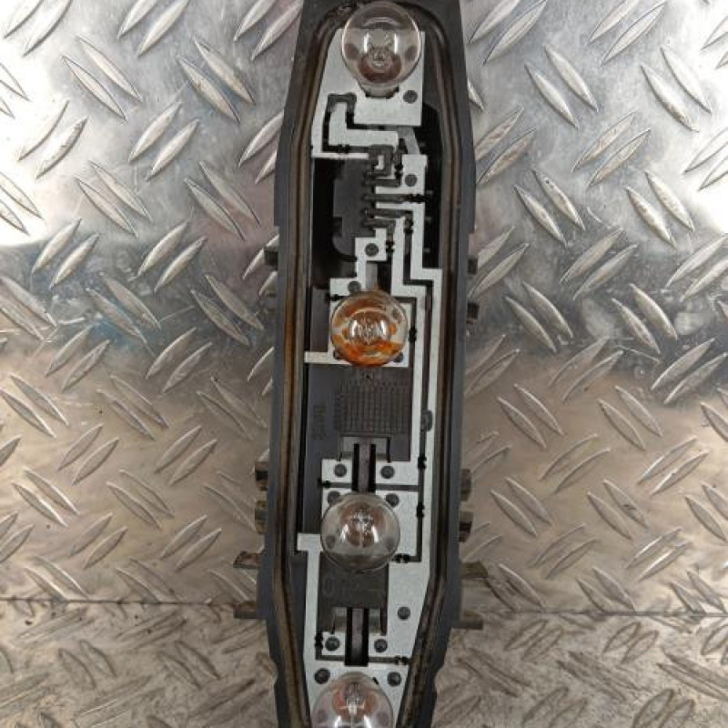 Platine feu arriere droit CITROEN C3 1