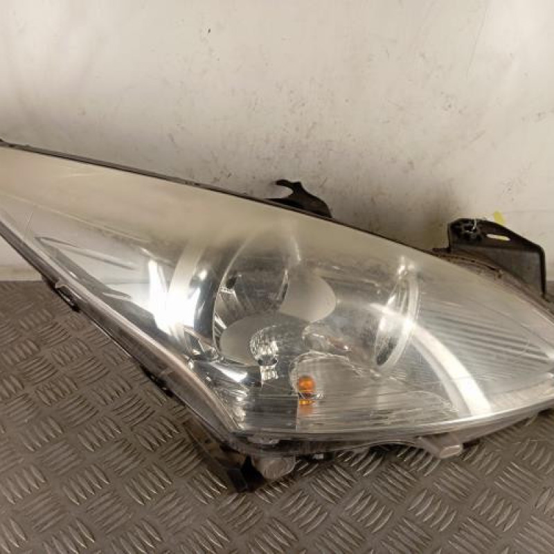 Optique avant principal droit (feux)(phare) PEUGEOT 3008 1