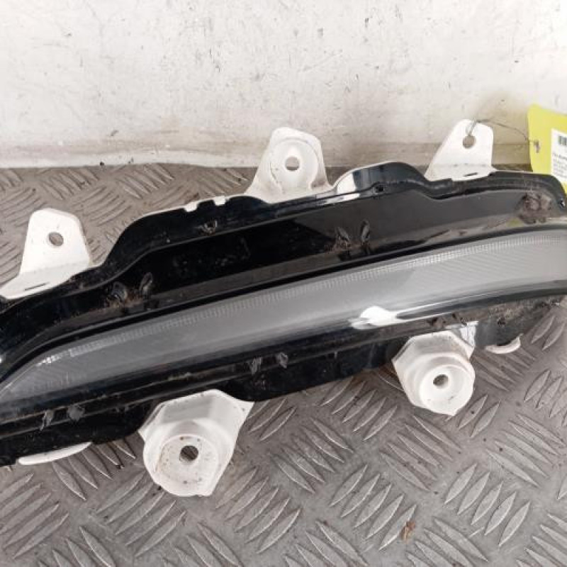 Feu diurne avant droit PEUGEOT 208 2